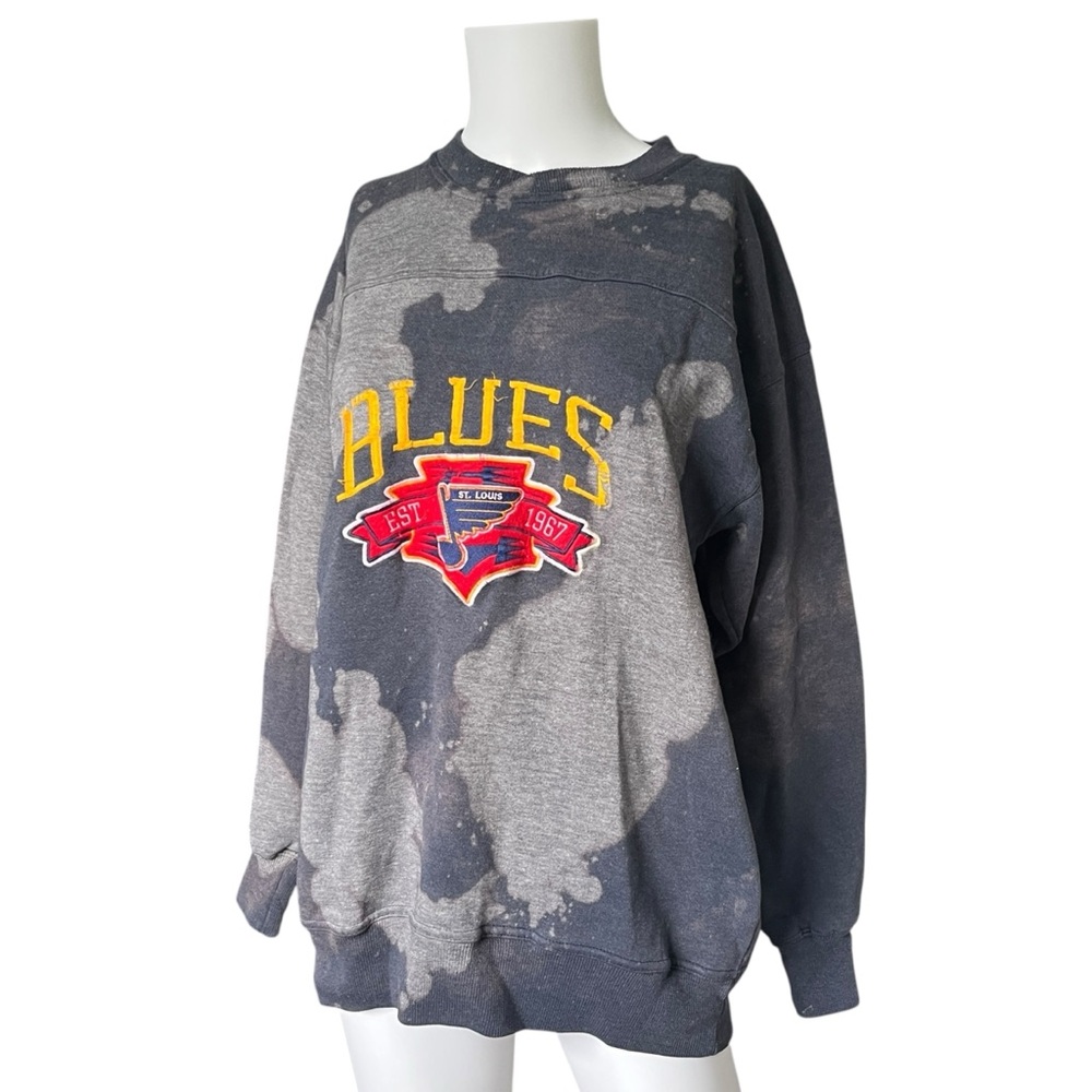 Vintage 90s Crable Sportswear St Louis Blues Crew Neck Sweatshirt Bleach Dye